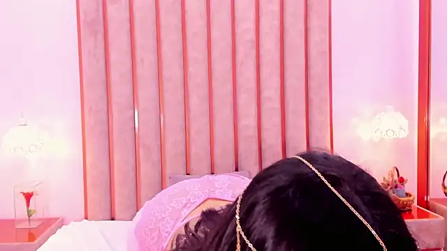 Zoe_Monrow webcam