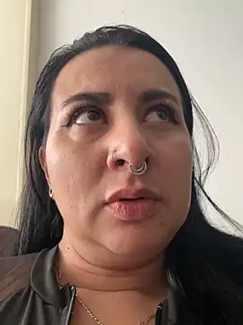 Abril_Luv webcam
