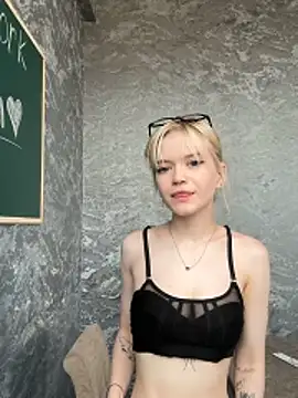 Velvet_Chaos webcam
