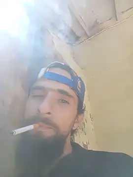 hairy_mannn webcam