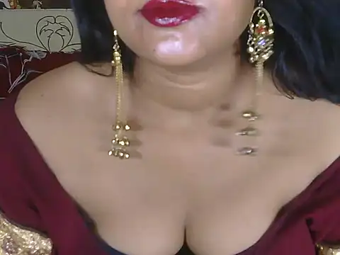 hotee_bhabi live cam on StripChat