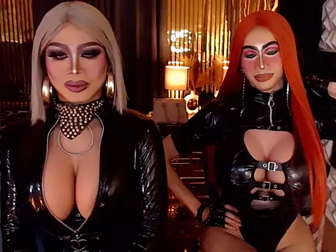 MonstrousCockDiva webcam