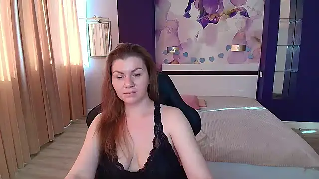 LunaKissesx webcam