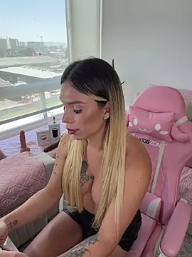 Carsonrobert live sex cam