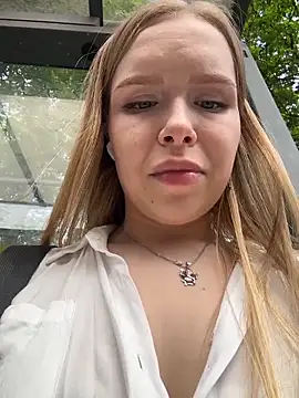 Liza_risky