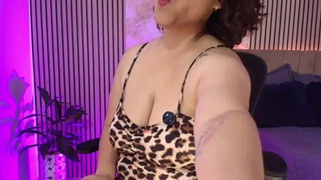 JuliRamirez webcam