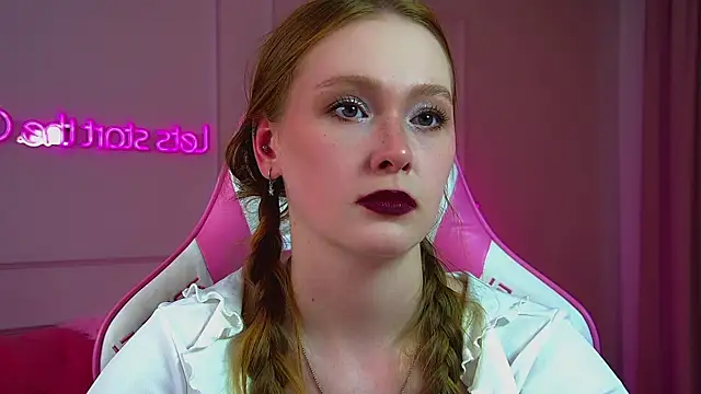 agatafoxley (F teen) - tease us with your tongue