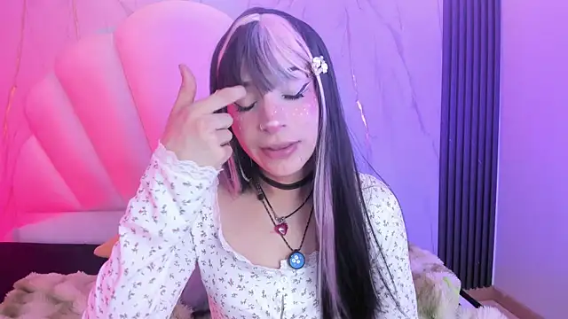 aliicewonderland_ (T teen) - Red Asss + Rub panties