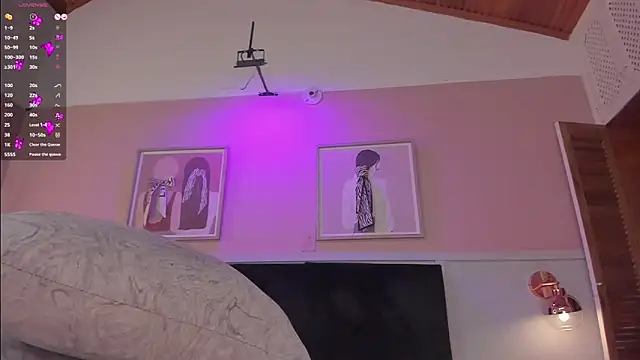 elodie_walker webcam