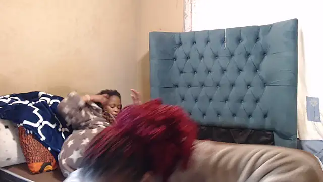 EbonyEssence webcam