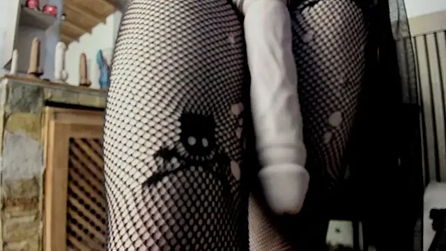 madame_ibby webcam