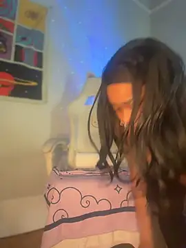 lunalovesyou8 (F young) - CLIT SPRAYING 💦💦💦 LT 3m🎮last SQUIRT
