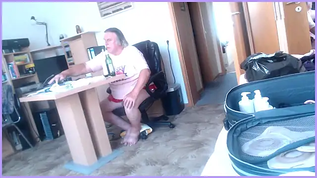 Sissygera live cam on StripChat