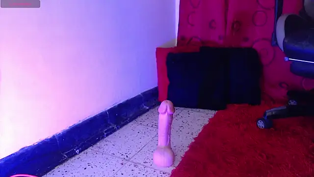 charlotte_brawn webcam