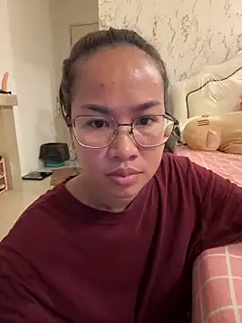 Ponthip webcam