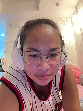 Ponthip webcam