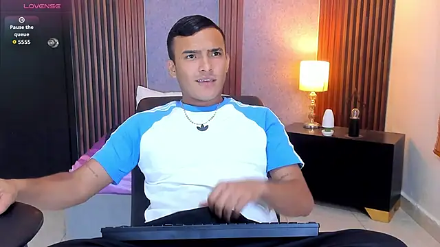 Chris_vega_ webcam