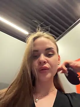 Watch KristiRich live on EroticFlix - High definition streams