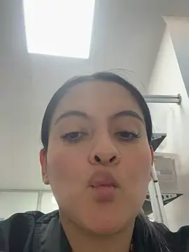 marianm29-1 webcam