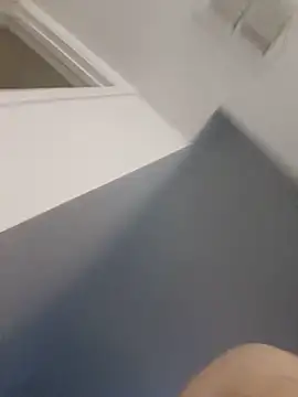 hungpenis210 live cam on StripChat