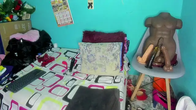 SheraHadee webcam