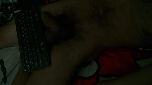 HenrikUncutXXL webcam