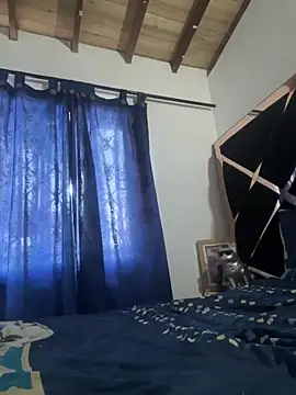 emmyjhonson07 webcam