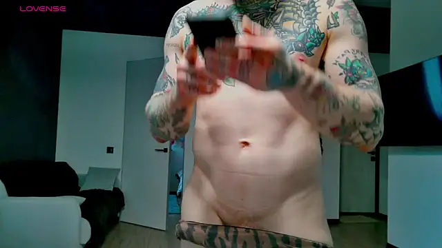 white_King9999 webcam