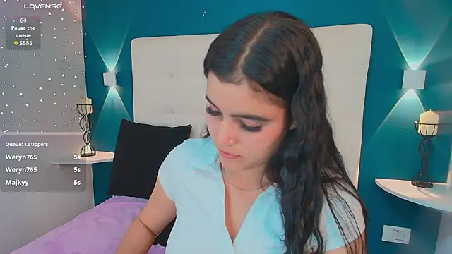 MiaaCarter_ webcam