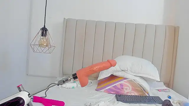 Abril_Castroo webcam