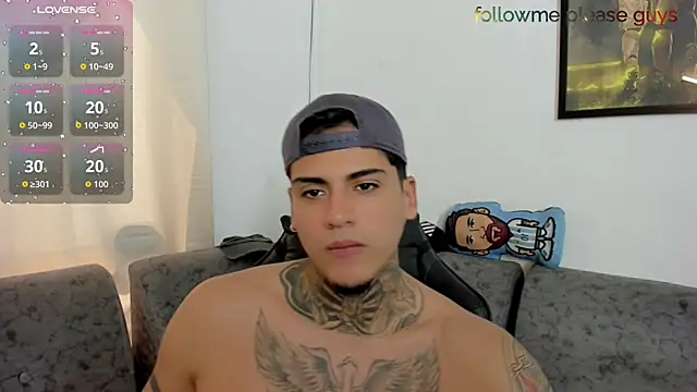 sweetlatinoboy webcam