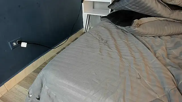 Charlie___Musk webcam