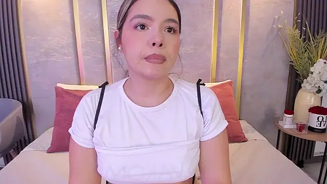 AlanaPrince_ webcam