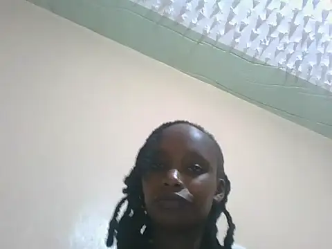LittleMissBarbie2 webcam