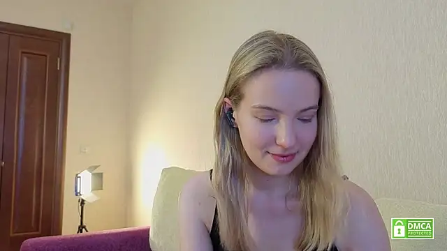 HongTomczak live cam on StripChat