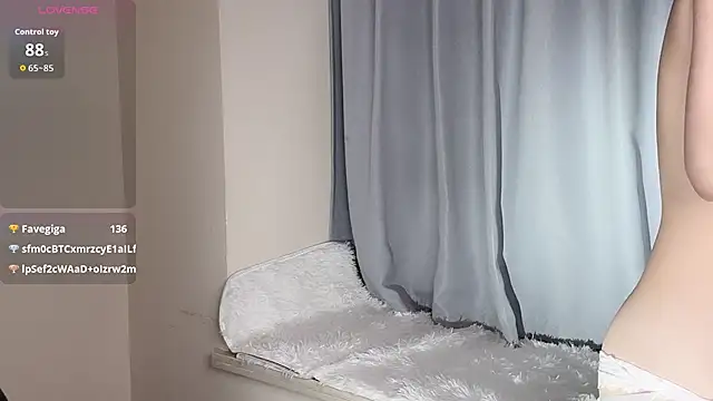 aibaba_888 (F teen) - 清纯女大新人主播 欢迎调教 水娃