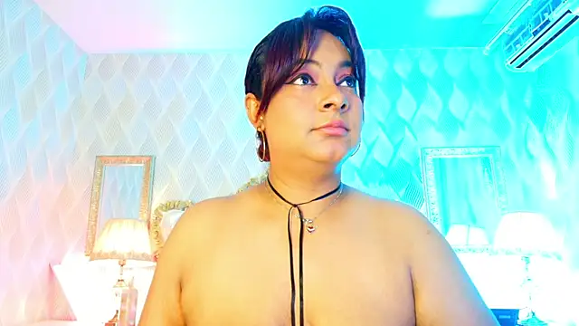alexa_cruz__ webcam