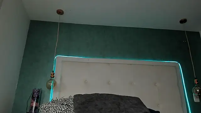 mia_gomez7 webcam