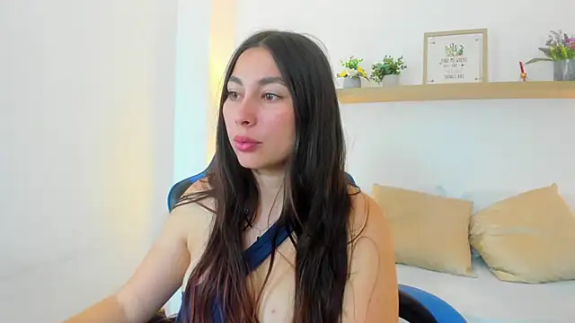 bella_99_ webcam