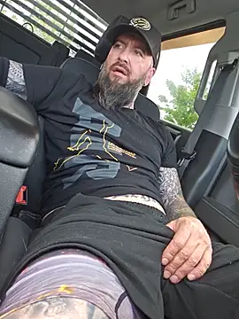 Beardedtattood webcam