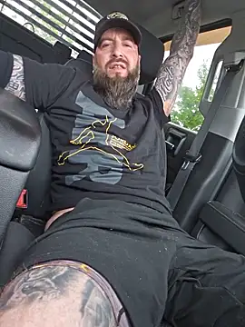 Beardedtattood webcam