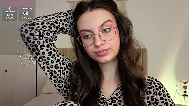 Real_cutie1 webcam