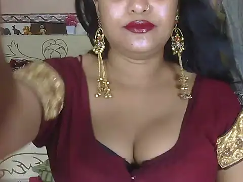 hotee_bhabi live cam on StripChat