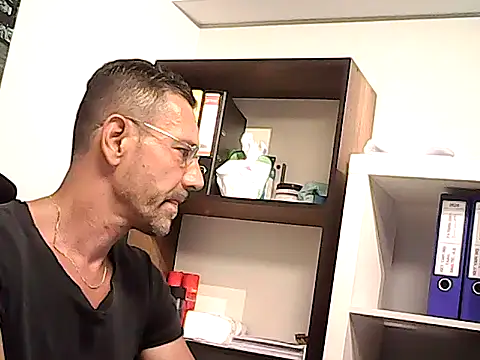 mastercharisma35 webcam