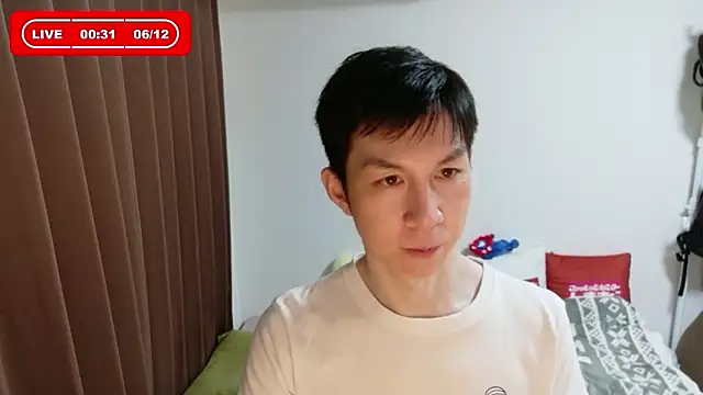 kazukota20 live cam on StripChat