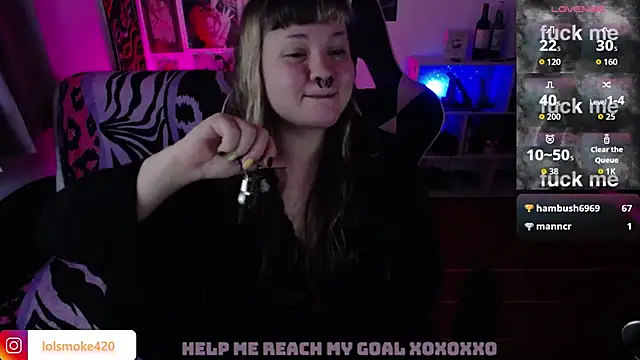 Bdsm_and_fries webcam