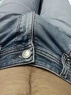 Rocky-badboy_cum4me webcam