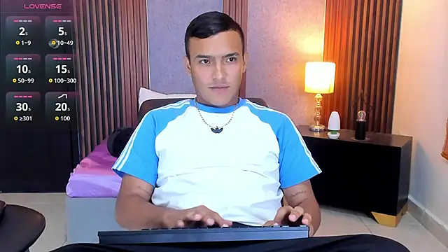 Chris_vega_ webcam