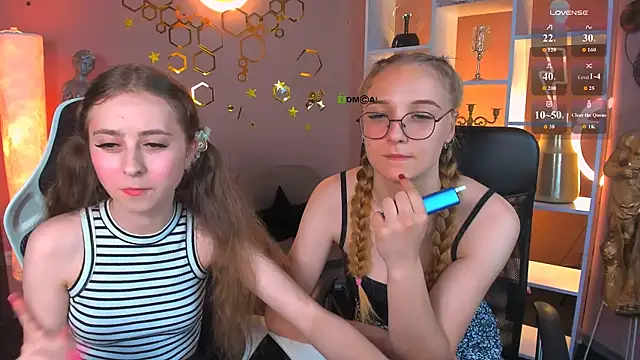 rebecca_smile webcam