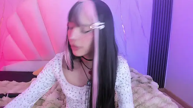 AliiceWonderland_ webcam